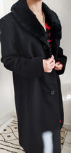 Charger l'image dans la galerie, Manteau Long col fourrure Pierre Sanville Luxe Pure Laine (Taille 44) - Le Petit Citron