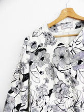 Charger l'image dans la galerie, Veste écru motif fleuri en coton (Taille 48)
